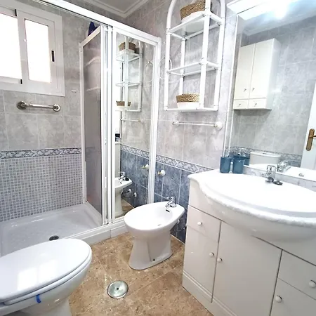 Pmt31 Modern 2-bed 150 M To Locos Beach-pool-free Parking-high Speed Wifi Appartamento Torrevieja